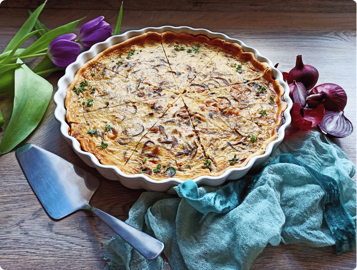 Quiche s karamelizovanou cibulkou .